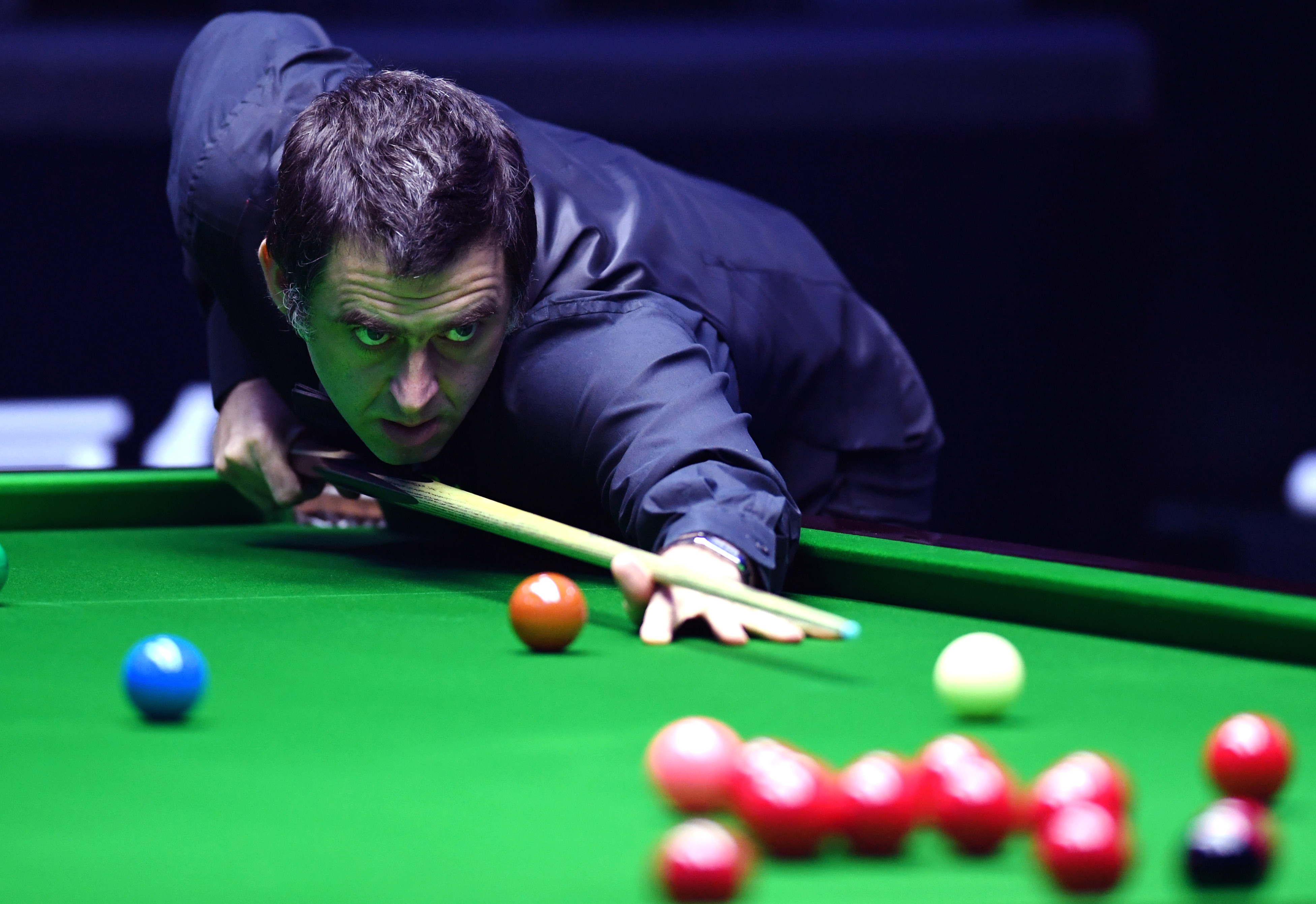 的他来说 的他来说