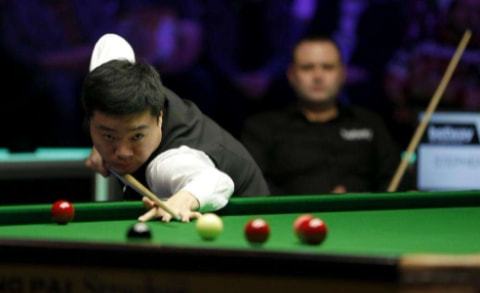 过社交媒体 过社交媒体